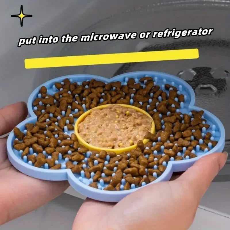 Sunflower Pet Lick Mat – Dual-Color Silicone Slow Feeder for Dogs & Cats, Non-Slip & Easy to Clean