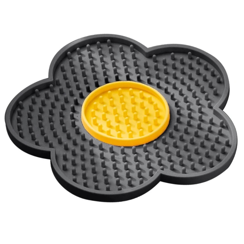 Dog Licking Mat – Silicone Slow Feeder Pad for Anxiety Relief & Boredom
